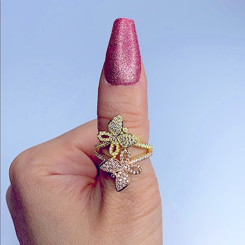 🎉HP🎉Ring 💍 Rose Gold Two-Toned Butterfly - Picture 6 of 8